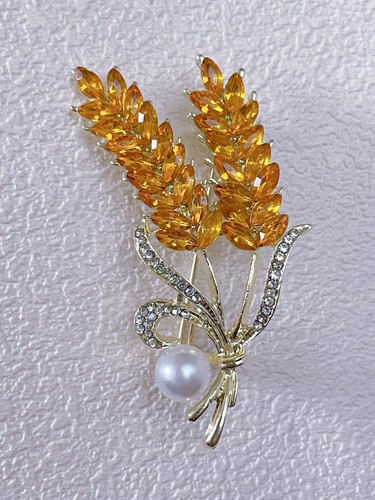 Elegant gold wheat brooch - wheat,