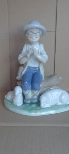 Nao boy with - with, lambs’