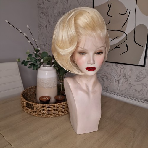 Blonde lace front drag - front, queen