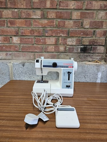 Singer model 324 featherweight - model,