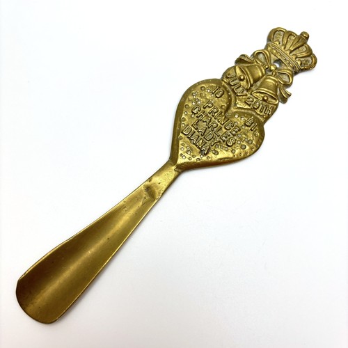Vintage brass shoe horn royal - shoe,