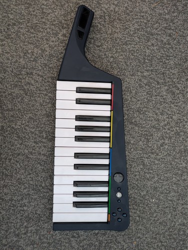 Rockband keytar pin - rockband, 5