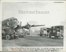 1950 Press Photo Ambulances