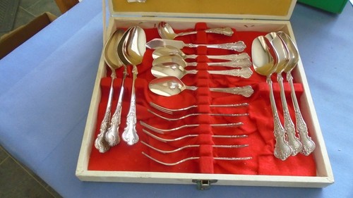 Sets spoons forks - &, teaspoons