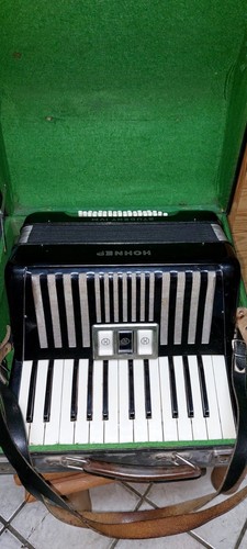 Accordion hohner student in - accordion,