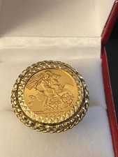 2000 22ct Half Gold Sovereign Ring, 9ct mount,10.4g Size M, Stunning Ring.