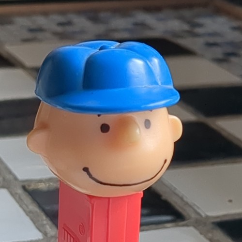 Pez charlie brown character - charlie,