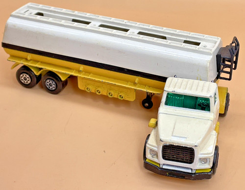 Matchbox superkings ford lts - superkings,