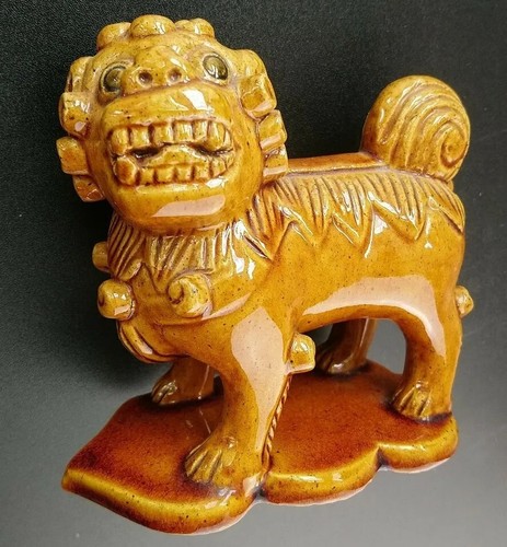 Chinese foo lion figure yellow - lion,