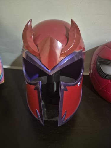 Marvel series magneto premium - marvel,
