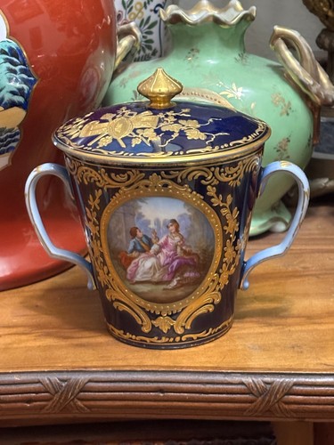 Lovely sevres style - lovely,