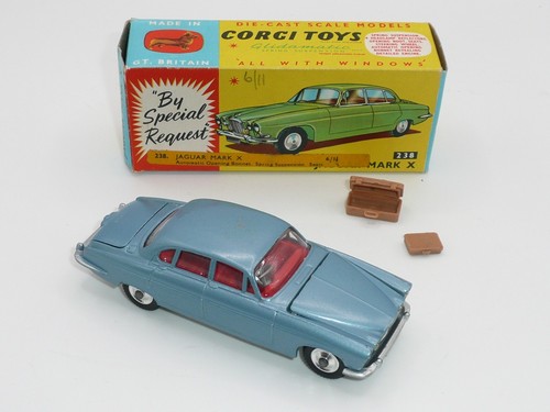 Corgi 238 jaguar mark gun - jaguar,