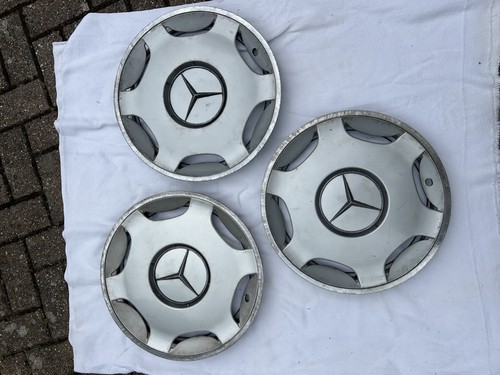 Mercedes wheel trims - x,