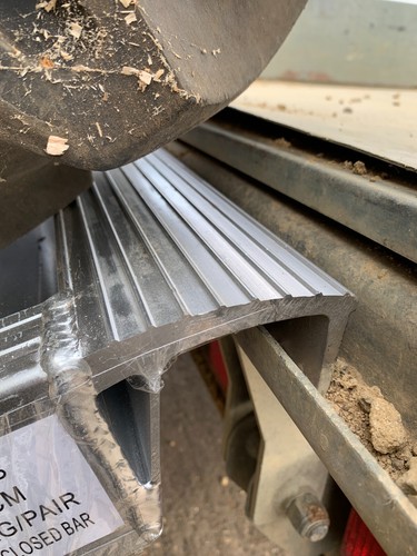 Loading ramps ton fits - loading,