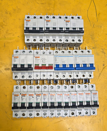 Job lot merlin gerin - lot, chint