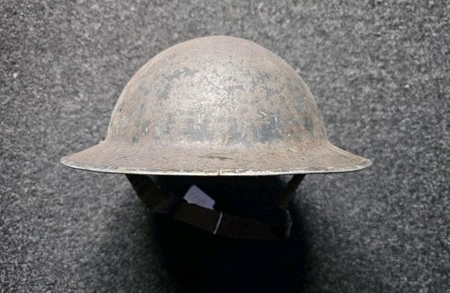 Ww2 british helmet original - w,