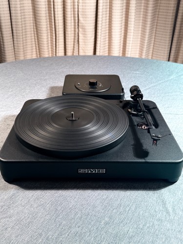 Sme model turntable - model,