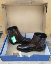 Sz 10.5" Laredo Zipper Trucker