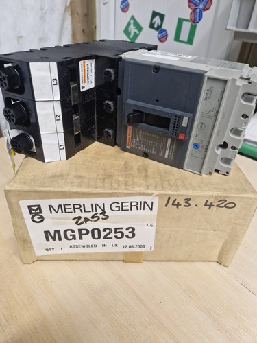 Merlin gerin compact - gerin,