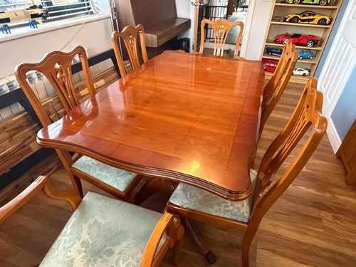 Yew dining room - , table