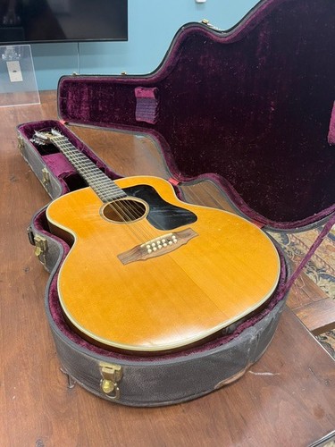Guild 212 acoustic guitar - guild, xl
