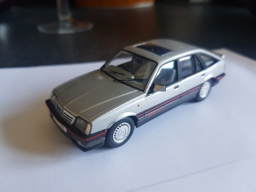 Corgi vanguards vauxhall - corgi,