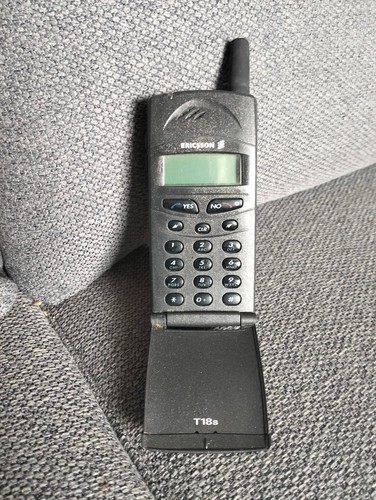 Rare ericsson t18s - t18s, flip