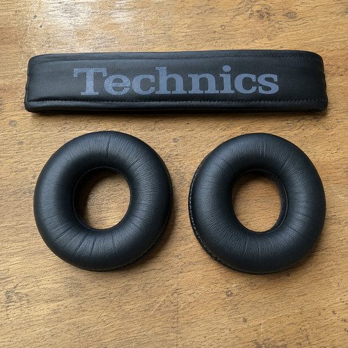 Replacement ear pads - pads, for