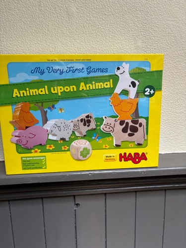 Animal upon - animal, wooden