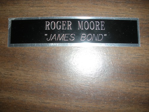 Roger moore - moore, bond)