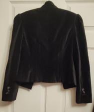 Vintage Today’s Woman BLACK