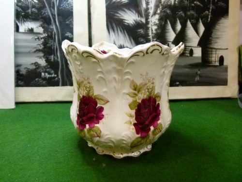 Rose patterned bone china - patterned,