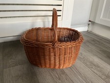 LARGE TRADITIONALLY STYLE