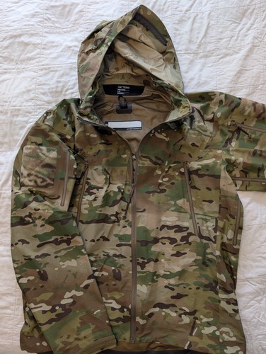 Arcteryx leaf alpha jacket - leaf,