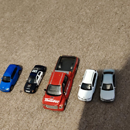 Diecast vehicle car bulk lot - bulk,