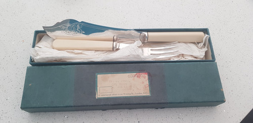Pair vintage antiquw - /,