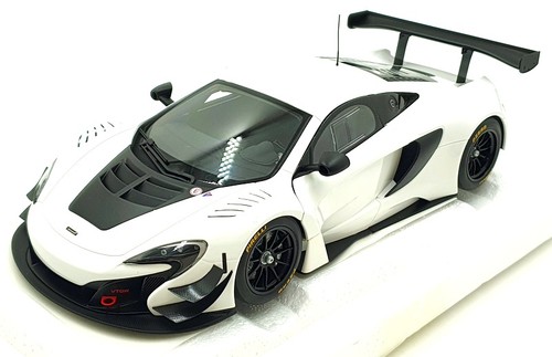 Autoart scale diecast - 1/18,