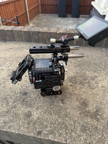 Red komodo camera kit - komodo, 6k