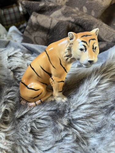 Vintage ceramic tiger figurine - ceramic,