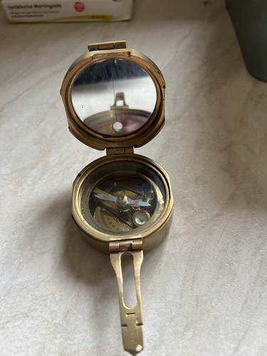 Brass compass hardwood box - compass, in