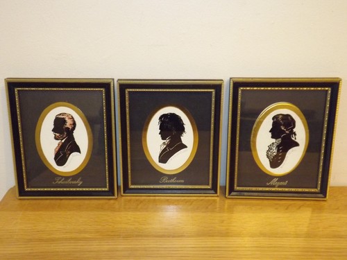 Trio silhouettes signed - trio, of