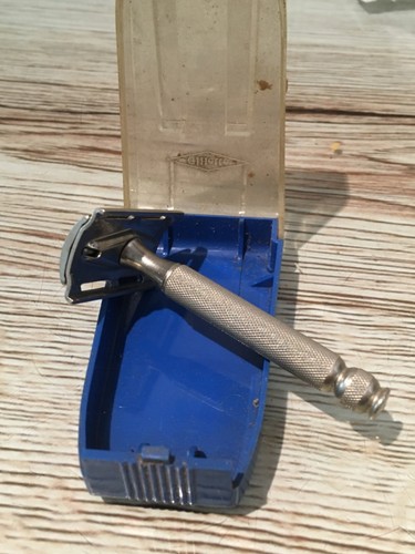 Gillette vintage metal - metal, ball
