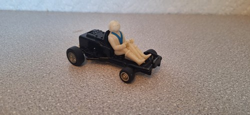 Vintage small scale - small,