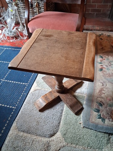 Vintage small oak coffee table - small,
