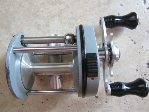 Pflueger supreme baitcasting - supreme,