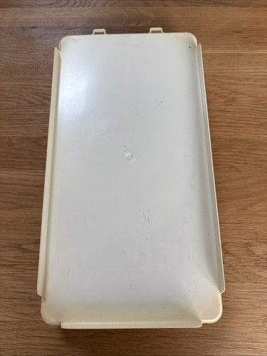 Vintage sindy doll bed only - sindy,