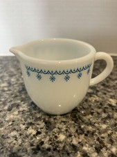 Vintage Pyrex Creamer Blue Snowflake Pattern #722