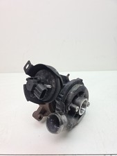 VOLVO V50 FORD KUGA MONDEO MK4