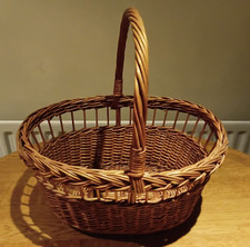 Vintage Woven Wicker Shopping