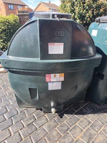Deso 1800l bunded oil tank - oil,